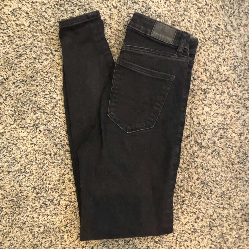 AE Black Curvy Super Hi-Rise Jegging. Next Level Stretch. Size 2.